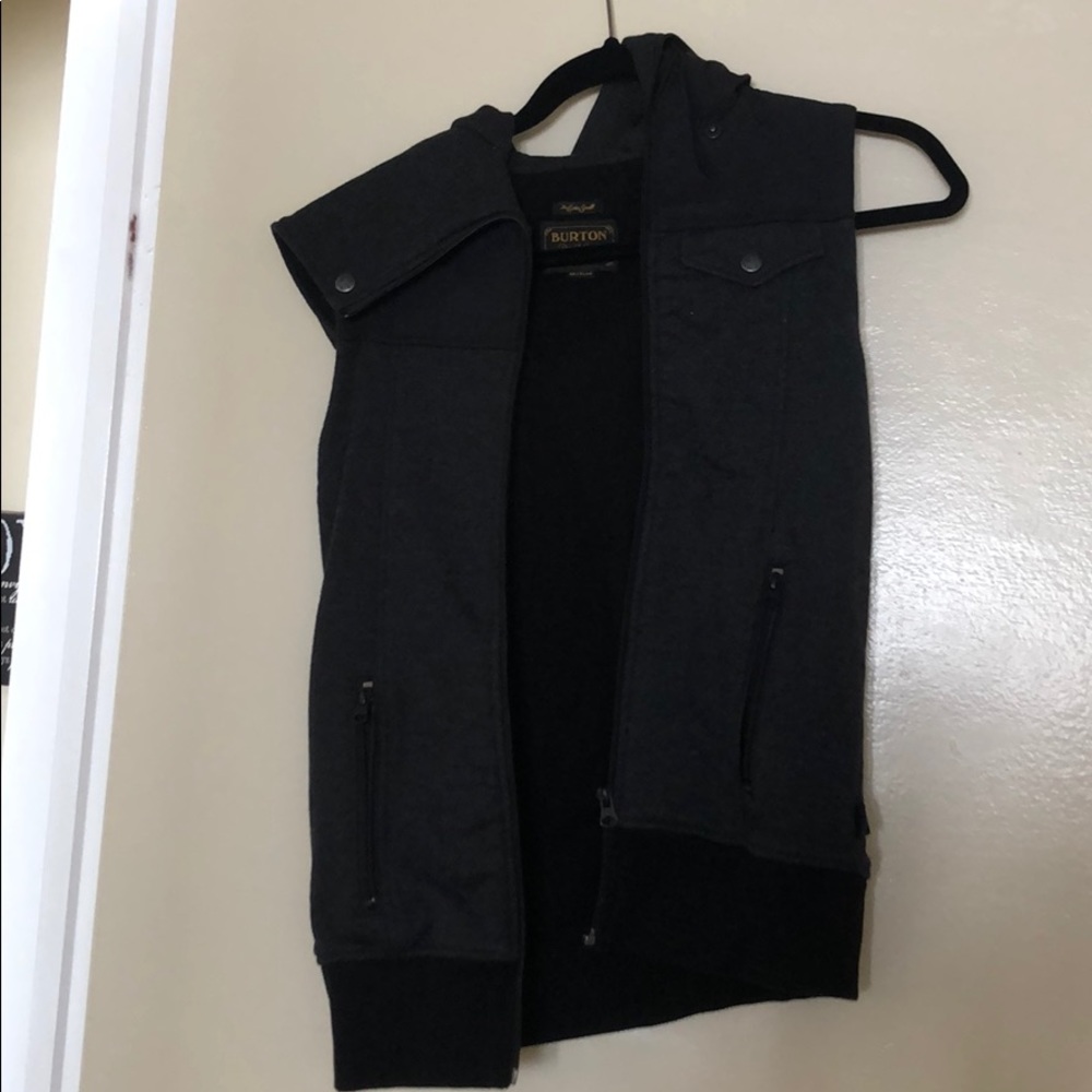 Burton vest